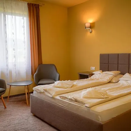 Nosztalgia Bed & Breakfast